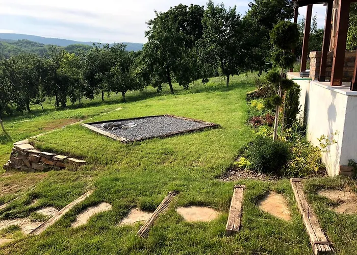 Kucica * Velika Remeta