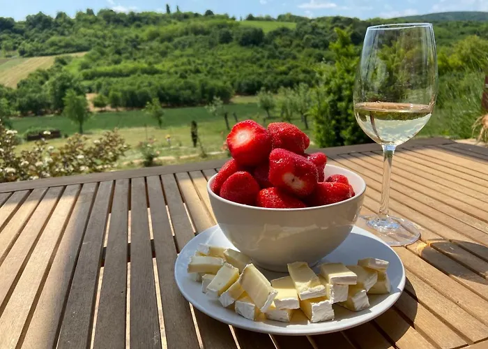 Kucica * Velika Remeta